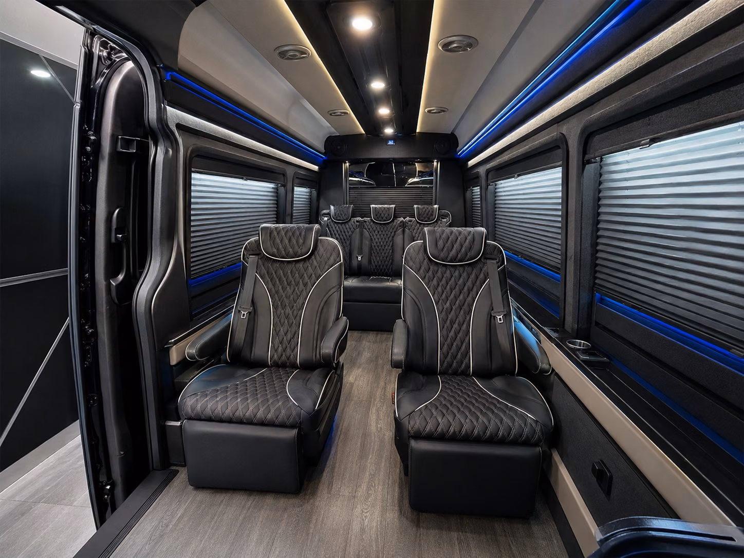 browse a large selection of buses for rit university of rochester and student group airport transfers